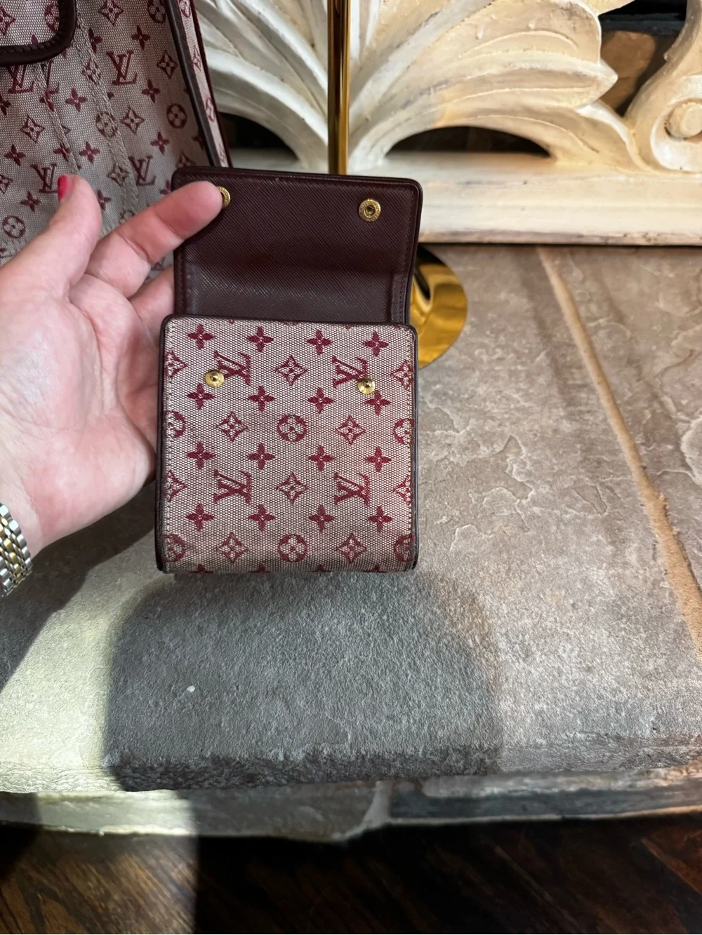 Louis Vuitton compact card